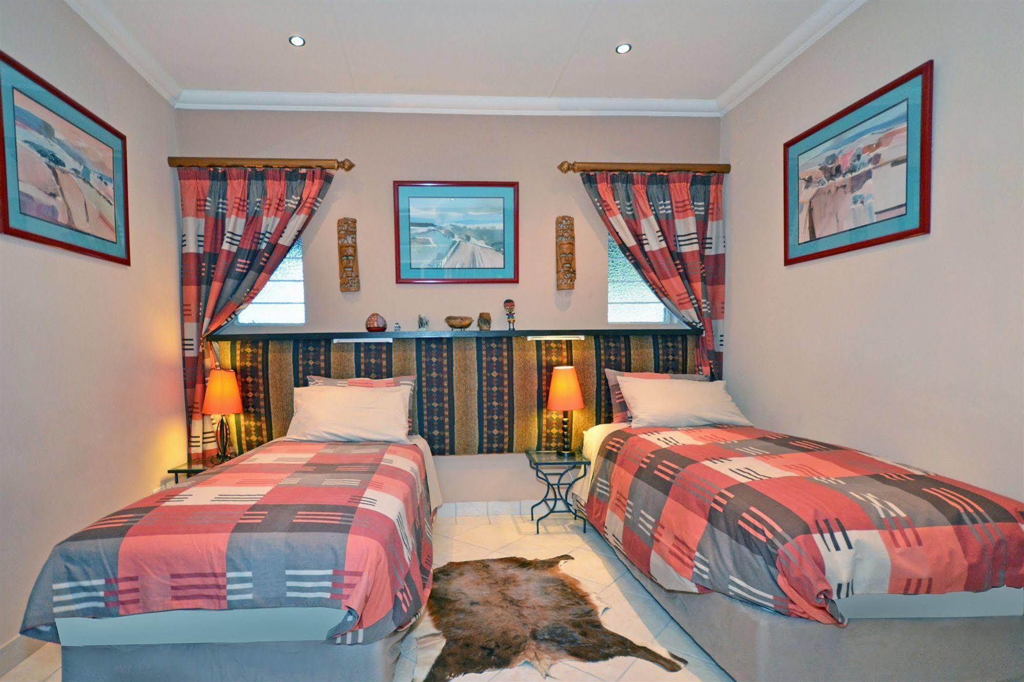 Cherry Tree Cottage B&B Linden Johannesburg Bagian luar foto